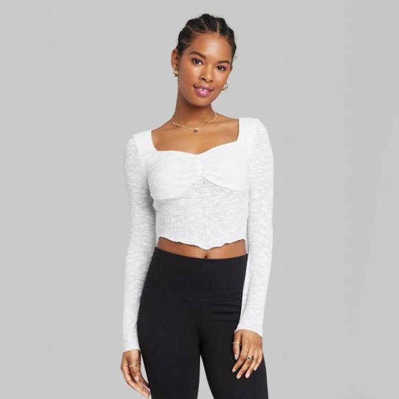 NWT - Long Sleeve Fitted Sweetheart Neck T-Shirt - Wild Fable - Picture 1 of 6